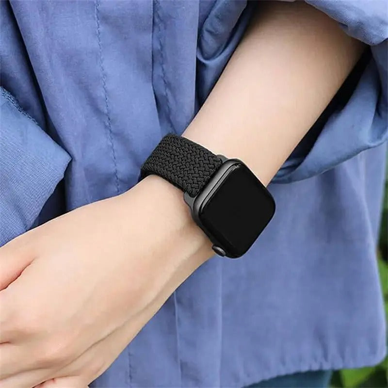 Bracelet tressé Solo Loop pour Apple Watch.